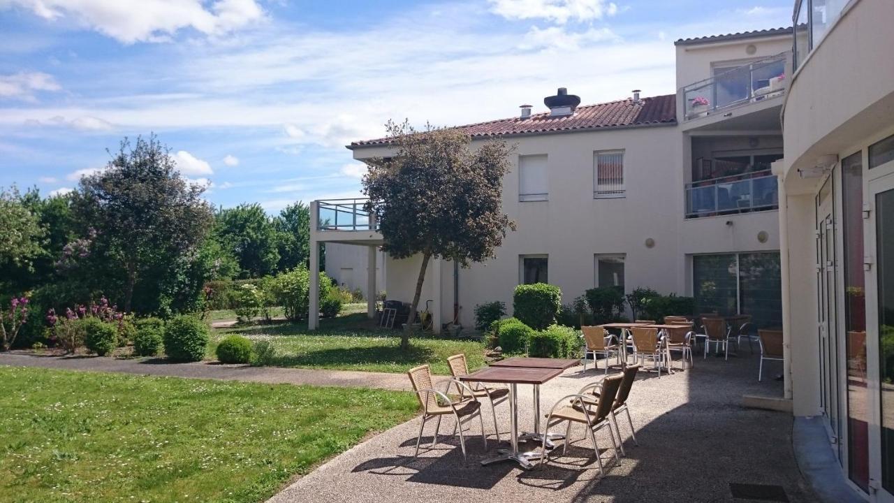 Апарт отель Domitys Le Clos De La Seigneurie Les Gonds Экстерьер фото